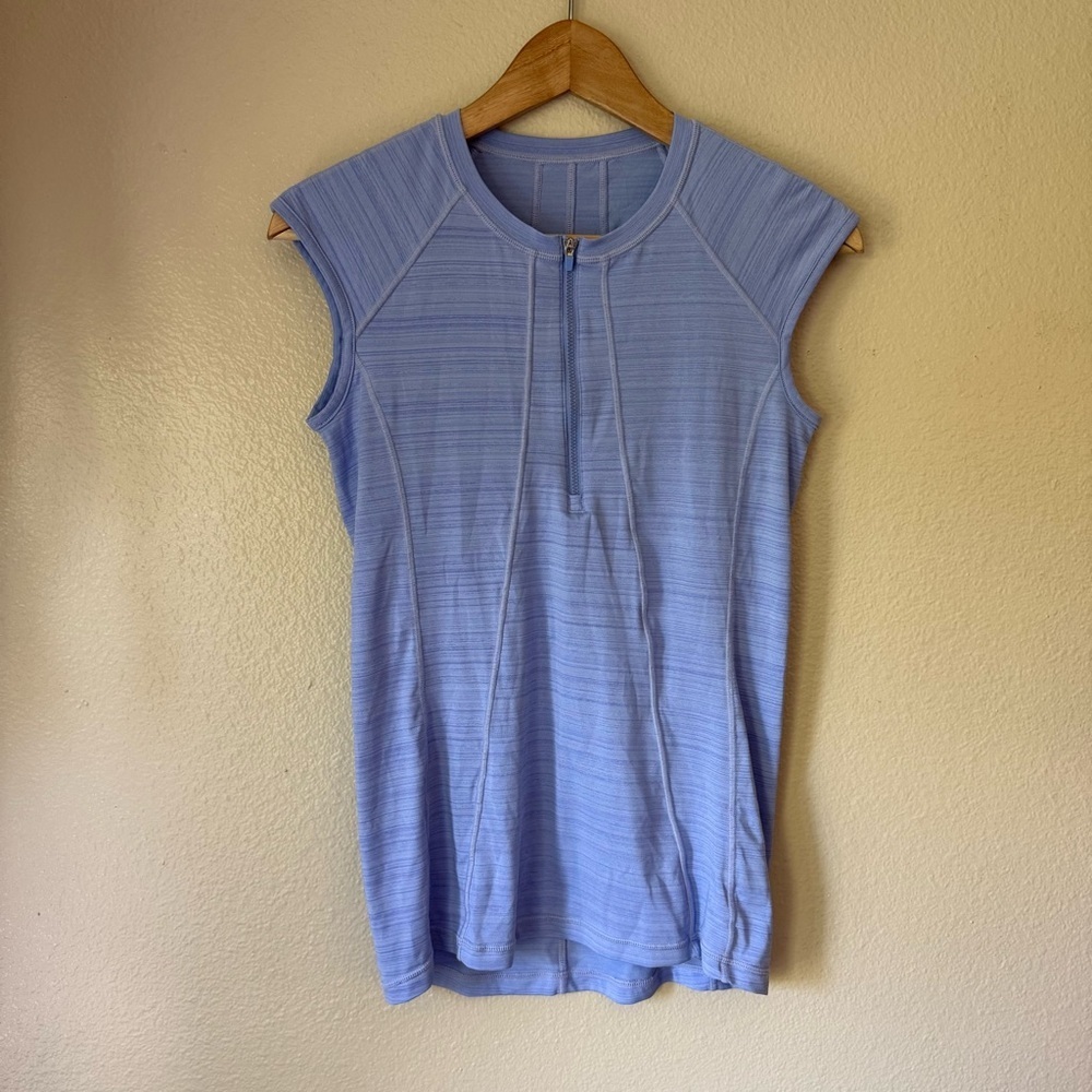 ATHLETA Light Blue Sleeveless Top With Back Zipper Pocket